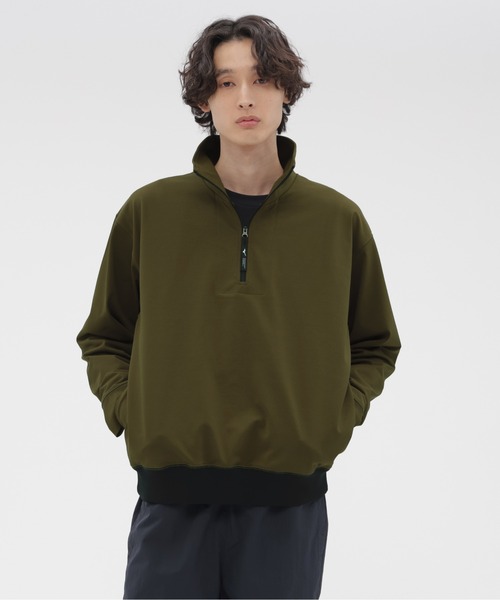 MARGARET HOWELL(マーガレットハウエル)の「HIGHDENCE POLYESTER JERSEY(Tシャツ/カットソー・メンズ・オリーブ/ブラック・MEDIUM/LARGE)」の1枚目の写真