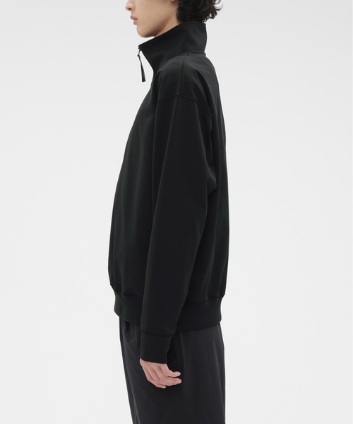 MARGARET HOWELL(マーガレットハウエル)の「HIGHDENCE POLYESTER JERSEY(Tシャツ/カットソー・メンズ・オリーブ/ブラック・MEDIUM/LARGE)」の7枚目の写真