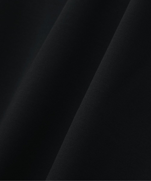 MARGARET HOWELL(マーガレットハウエル)の「HIGHDENCE POLYESTER JERSEY(Tシャツ/カットソー・メンズ・オリーブ/ブラック・MEDIUM/LARGE)」の10枚目の写真