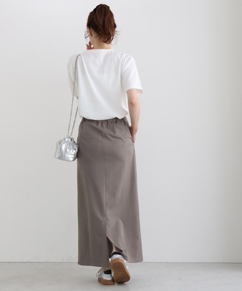 Pierrot（ピエロ）の「ストレスフリーな着心地ストレッチIラインスカート（スカート・レディース・ブラック/モカ/チャコール/グレイッシュベージュ・L/M/S/PL/PM/PS/TL/TM）」の15枚目の写真