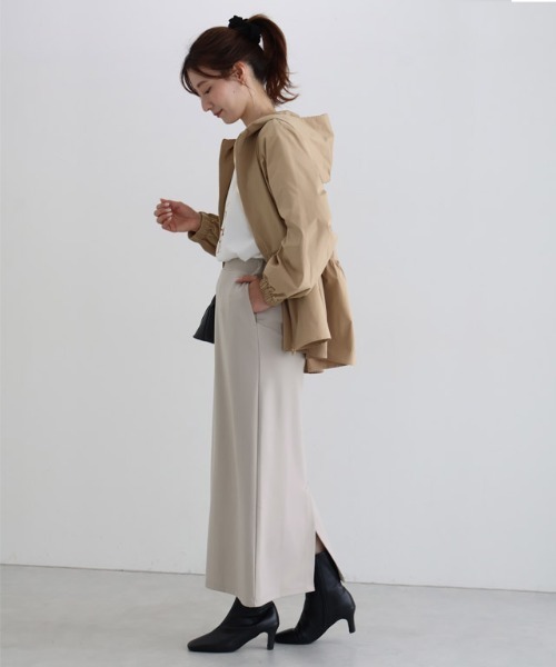 Pierrot（ピエロ）の「ストレスフリーな着心地ストレッチIラインスカート（スカート・レディース・ブラック/モカ/チャコール/グレイッシュベージュ・L/M/S/PL/PM/PS/TL/TM）」の17枚目の写真