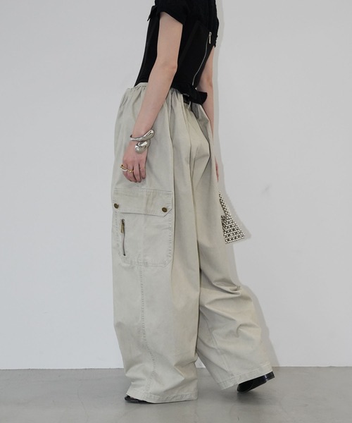 chuclla(チュクラ)の「ボリュームタックワイドカーゴパンツ chw26s099(その他パンツ・レディース・カーキ/ライトグレー/キャメル・S/M/L)」の15枚目の写真