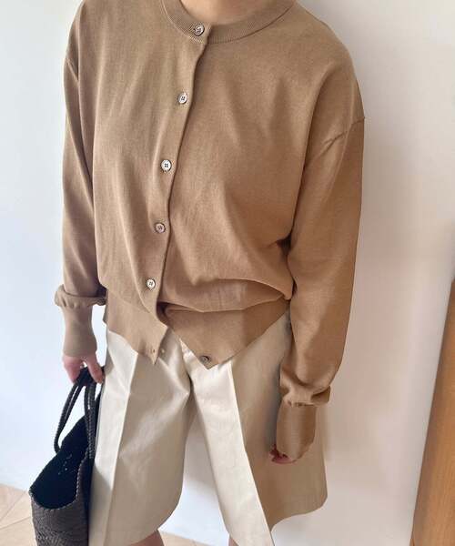 SLOBE IENA（スローブイエナ）の「《シリーズあり》コットンキュプラクルーネックカーディガン（カーディガン/ボレロ・レディース・アイボリー/ベージュ/ピンク/チャコールグレー・FREE）」の4枚目の写真