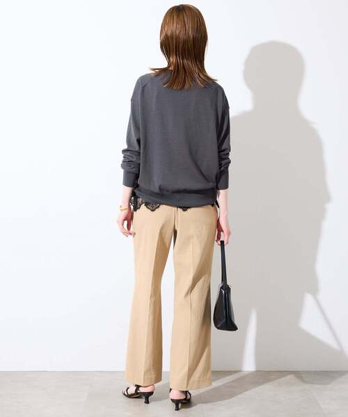 SLOBE IENA（スローブイエナ）の「《シリーズあり》コットンキュプラクルーネックカーディガン（カーディガン/ボレロ・レディース・アイボリー/ベージュ/ピンク/チャコールグレー・FREE）」の6枚目の写真