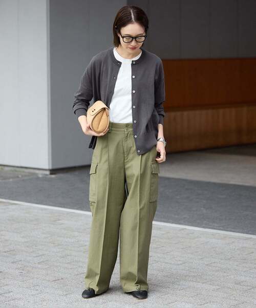 SLOBE IENA（スローブイエナ）の「《シリーズあり》コットンキュプラクルーネックカーディガン（カーディガン/ボレロ・レディース・アイボリー/ベージュ/ピンク/チャコールグレー・FREE）」の7枚目の写真