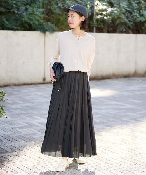 SLOBE IENA（スローブイエナ）の「《シリーズあり》コットンキュプラクルーネックカーディガン（カーディガン/ボレロ・レディース・アイボリー/ベージュ/ピンク/チャコールグレー・FREE）」の20枚目の写真