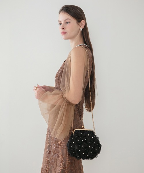 Leja(レジャ)の「【LEJA】3WAYチュールフラワーパールリボンハンドルバッグ結婚式 お呼ばれピアス 二次会 同窓会 お呼ばれ オケージョン 20代 30代(ハンドバッグ・レディース・ブラック・FREE)」の5枚目の写真