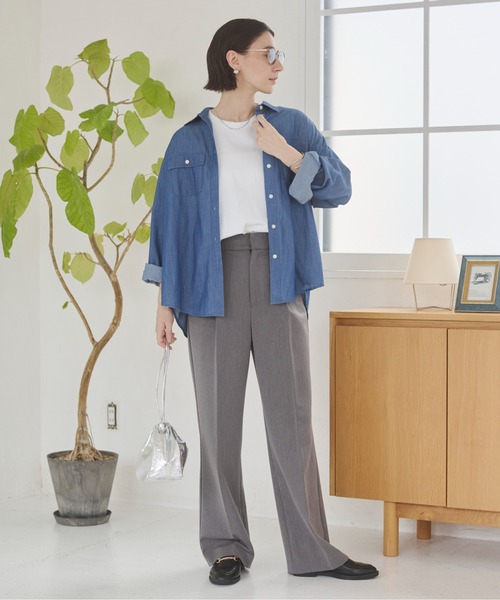 ANGIE(アンジー)の「シアーデニム オーバーサイズ レギュラーカラー シャツ(シャツ/ブラウス・レディース・ブルー/サックスブルー/ネイビー・FREE)」の7枚目の写真