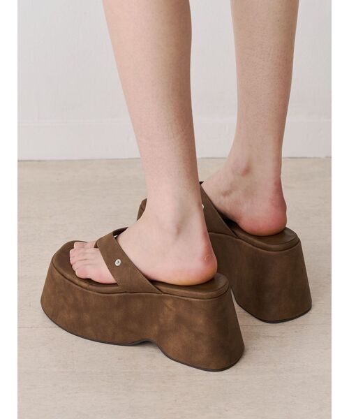 jouetie(ジュエティ)の「カバートングサンダルブーツ(サンダル・レディース・ブラック/ブラウン・MEDIUM/LARGE)」の20枚目の写真