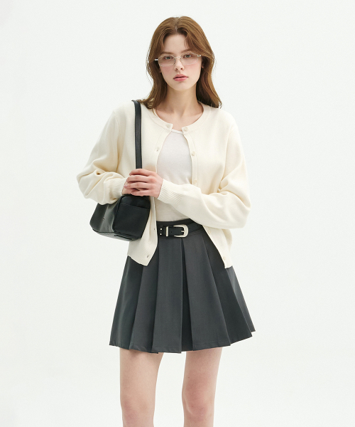MICANE(ミケーネ)の「シアンベーシックカーディガン(カーディガン/ボレロ・レディース・スカイブルー/ピンク/クリーム・SMALL/MEDIUM/LARGE/X-LARGE)」の15枚目の写真