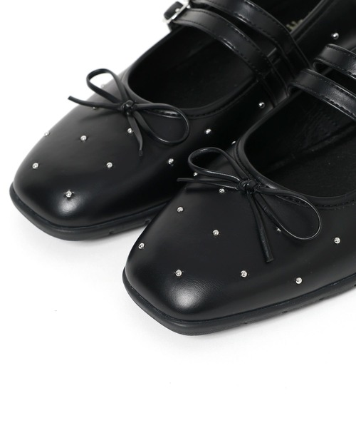 Heather(ヘザー)の「Bow付きスタッズパンプス 656079(パンプス・レディース・ブラック/アイボリー・L/M)」の13枚目の写真