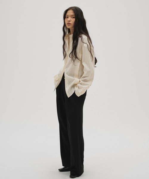TODAYFUL（トゥデイフル）の「TODAYFUL Sidetuck Silky Shirts（シャツ/ブラウス・レディース・オフホワイト/ブラック/ライトグリーン・FREE）」の8枚目の写真