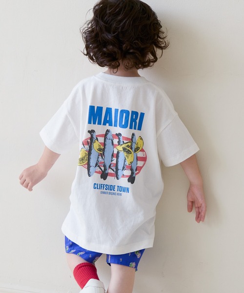LOWRYS FARM(ローリーズファーム)の「MARKETプリントT 666387(Tシャツ/カットソー・キッズ・キナリ/オフホワイト/チャコールグレー/ブルー/ホワイト系その他・110cm/120cm/130cm/140cm/150cm)」の1枚目の写真