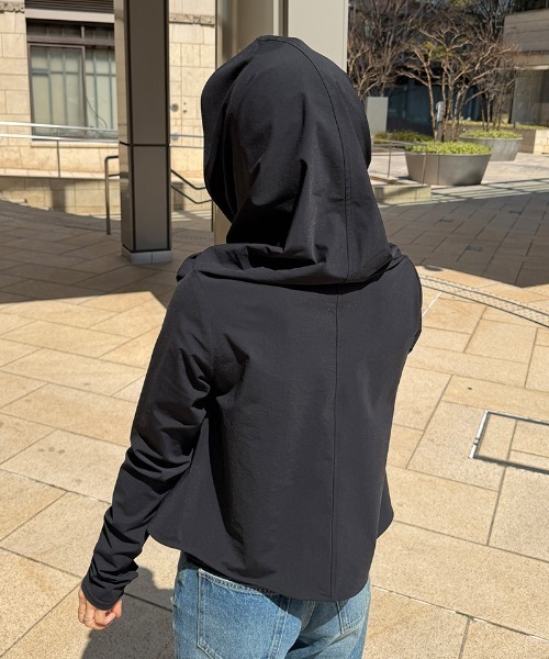 JENNE(ジェンヌ)の「UVカット接触冷感ボレロ(Tシャツ/カットソー・レディース・ホワイト/ブラック・SMALL/MEDIUM/LARGE)」の7枚目の写真