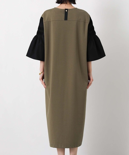 Gready Brilliant(グレディブリリアン)の「異素材ピンタック袖ワンピ(ワンピース・レディース・カーキ系/ネイビー系・38)」の19枚目の写真