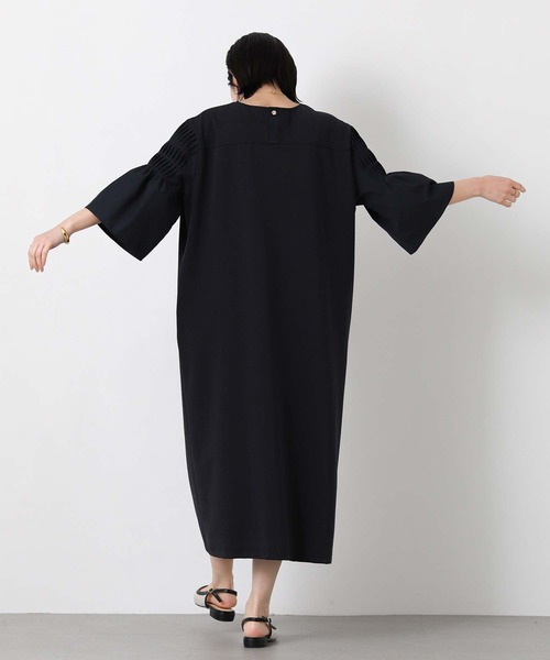 Gready Brilliant(グレディブリリアン)の「異素材ピンタック袖ワンピ(ワンピース・レディース・カーキ系/ネイビー系・38)」の12枚目の写真