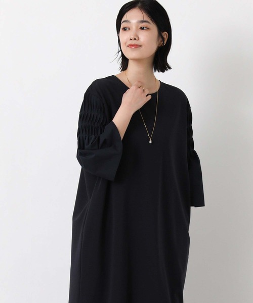 Gready Brilliant(グレディブリリアン)の「異素材ピンタック袖ワンピ(ワンピース・レディース・カーキ系/ネイビー系・38)」の15枚目の写真