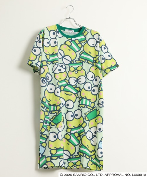 sanrio(サンリオ)の「サンリオキャラクターズ 総柄BIGTシャツ 半袖(Tシャツ/カットソー・レディース・ネイビー/サックスブルー/ホワイト/ピンクベージュ/アイボリー/サックスブルー系/ライトグリーン系・L/M/LL)」の4枚目の写真