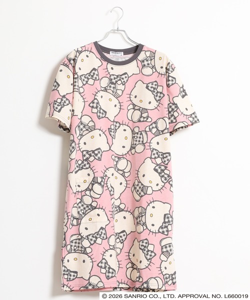 sanrio(サンリオ)の「サンリオキャラクターズ 総柄BIGTシャツ 半袖(Tシャツ/カットソー・レディース・ネイビー/サックスブルー/ホワイト/ピンクベージュ/アイボリー/サックスブルー系/ライトグリーン系・L/M/LL)」の7枚目の写真