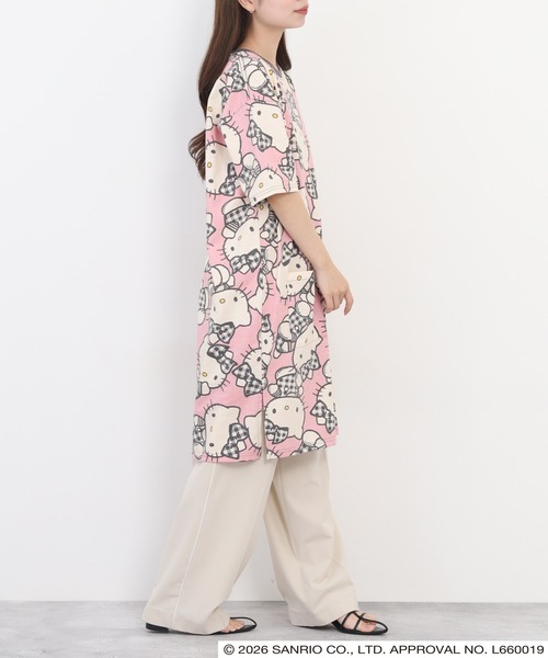 sanrio(サンリオ)の「サンリオキャラクターズ 総柄BIGTシャツ 半袖(Tシャツ/カットソー・レディース・ネイビー/サックスブルー/ホワイト/ピンクベージュ/アイボリー/サックスブルー系/ライトグリーン系・L/M/LL)」の19枚目の写真
