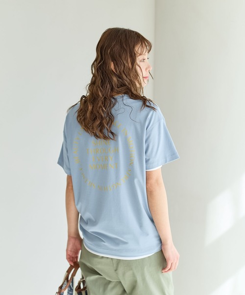 BAYFLOW（ベイフロー）の「[なめらかな肌触り]スムースタッチロゴ半袖Tシャツ（Tシャツ/カットソー・レディース・ベージュ/ダークブラウン/ブルー/オフホワイト/ブラック/カーキ・SMALL/MEDIUM）」の11枚目の写真