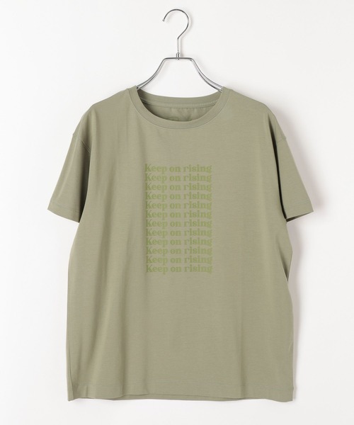 BAYFLOW（ベイフロー）の「[なめらかな肌触り]スムースタッチロゴ半袖Tシャツ（Tシャツ/カットソー・レディース・ベージュ/ダークブラウン/ブルー/オフホワイト/ブラック/カーキ・SMALL/MEDIUM）」の20枚目の写真