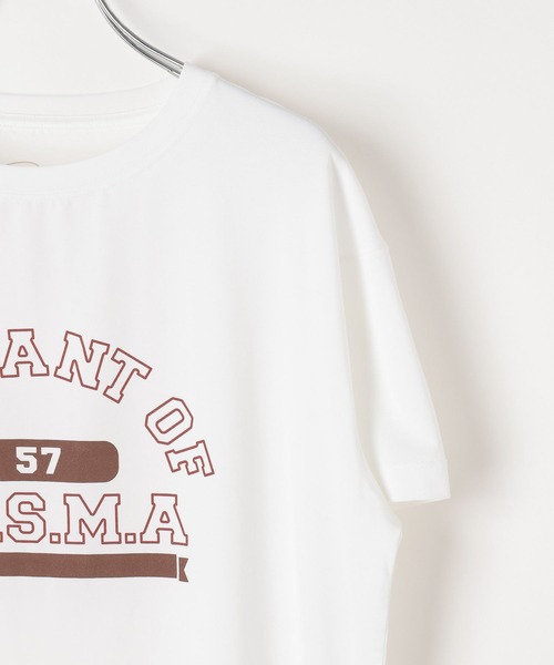 BAYFLOW（ベイフロー）の「[なめらかな肌触り]スムースタッチロゴ半袖Tシャツ（Tシャツ/カットソー・レディース・ベージュ/ダークブラウン/ブルー/オフホワイト/ブラック/カーキ・SMALL/MEDIUM）」の15枚目の写真