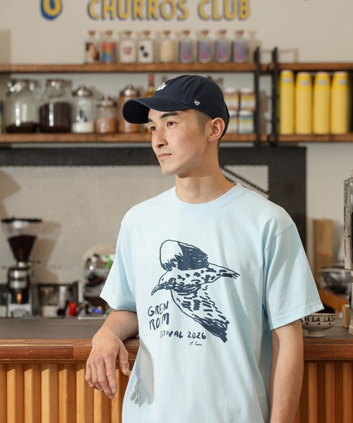 GREENROOM(グリーンルーム)の「【GREENROOM FESTIVAL / グリーンルーム フェスティバル】RUSS POPE × GREENROOM FESTIVAL 26 TEE(Tシャツ/カットソー・メンズ・ライトブルーグレー・X-LARGE/LARGE/MEDIUM)」の6枚目の写真