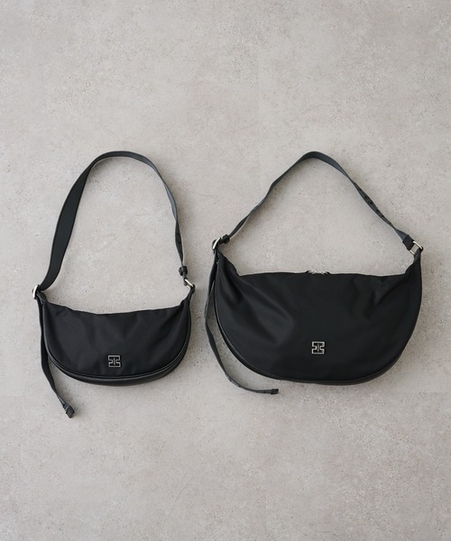 IACUCCI(イアクッチ)の「アーゴ M NYLON/CERVO(ショルダーバッグ・レディース・ブラック・FREE)」の7枚目の写真