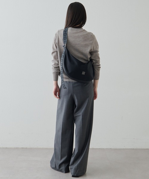 IACUCCI(イアクッチ)の「アーゴ M NYLON/CERVO(ショルダーバッグ・レディース・ブラック・FREE)」の9枚目の写真