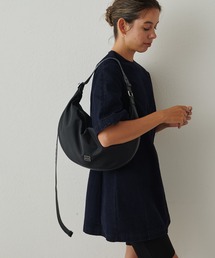 IACUCCI（イアクッチ）の「アーゴ M NYLON/CERVO（ショルダーバッグ）」