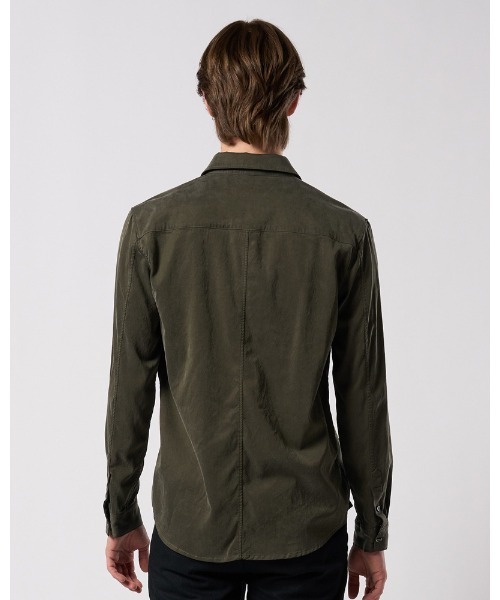 wjk(ダヴルジェイケイ)の「cupuro fibril dress shirt(シャツ/ブラウス・メンズ・ホワイト/ブラック/ダークカーキ・SMALL/MEDIUM/LARGE/X-LARGE)」の7枚目の写真