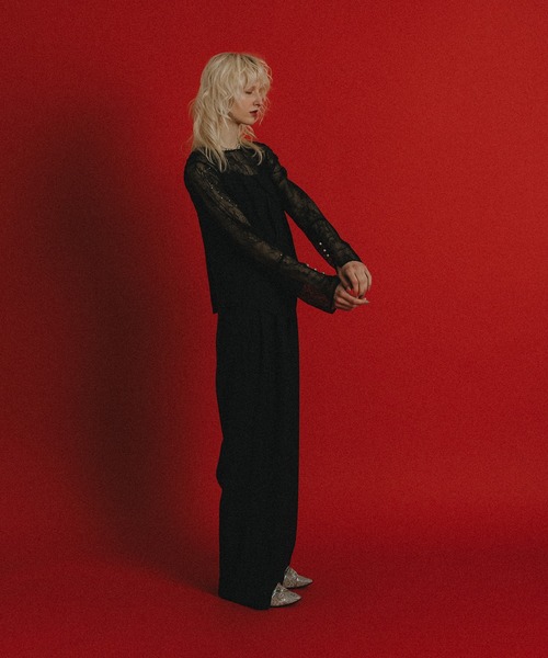 et.UNiVER(エトユニベール)の「Oblique cross top pants set(パンツドレス・レディース・ブラック/ブラウン/イエロー・LARGE/MEDIUM/SMALL)」の21枚目の写真