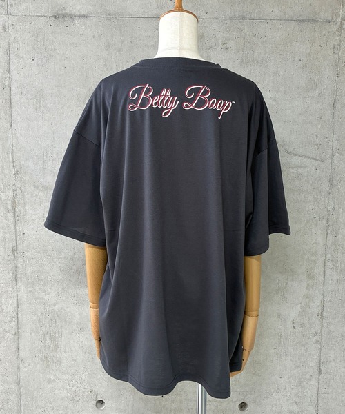 GLAMOROUS JANE(グラマラスジェーン)の「BETTY BOOP迷彩プリント半袖Tシャツ(Tシャツ/カットソー・レディース・オフホワイト/チャコールグレー/ブラック・FREE)」の15枚目の写真