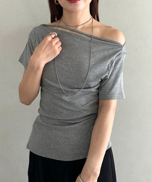 MYMOOD.(マイムード)の「ドレープリラックストップス ドレープ半袖トップス(Tシャツ/カットソー・レディース・ブラック/グレー/ホワイト/ブルー・FREE)」の3枚目の写真