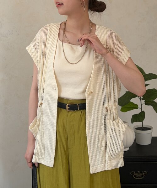 Chez toi(シェトワ)の「【レイヤード対応】【インせず着れる】メッシュベスト(ベスト・レディース・アイボリー/ブラック・FREE)」の5枚目の写真