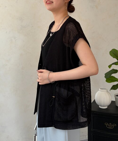 Chez toi(シェトワ)の「【レイヤード対応】【インせず着れる】メッシュベスト(ベスト・レディース・アイボリー/ブラック・FREE)」の20枚目の写真