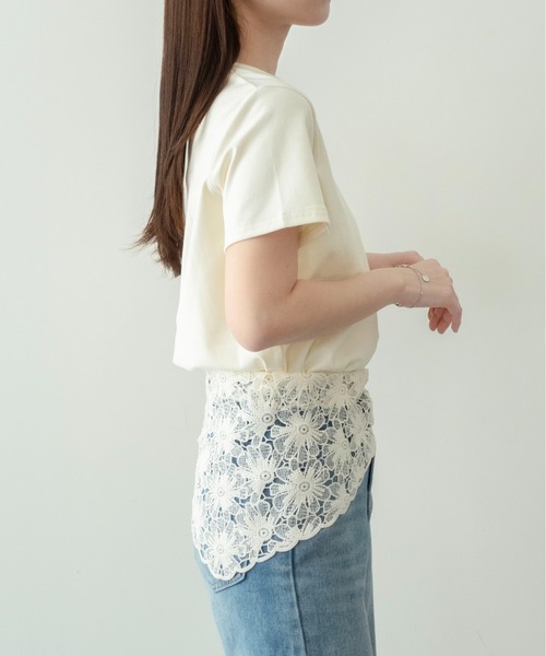 on:nue（オンニュ）の「【on:nue】[着用動画あり！] フロッキーロゴプリントTシャツ（Tシャツ/カットソー・レディース・ホワイト/クリーム/ブラック/グレー・FREE）」の16枚目の写真