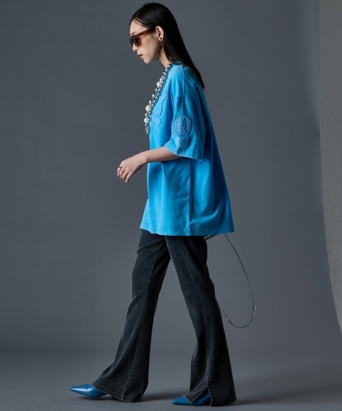 GEVS.（ジェイヴィス）の「綿100％ケミカル染カラーTシャツ＜大きいサイズ有＞GEVS.（Tシャツ/カットソー・レディース・ピンク/ブルー/スミクロ・5L/4L/3L/LL/L/M）」の16枚目の写真
