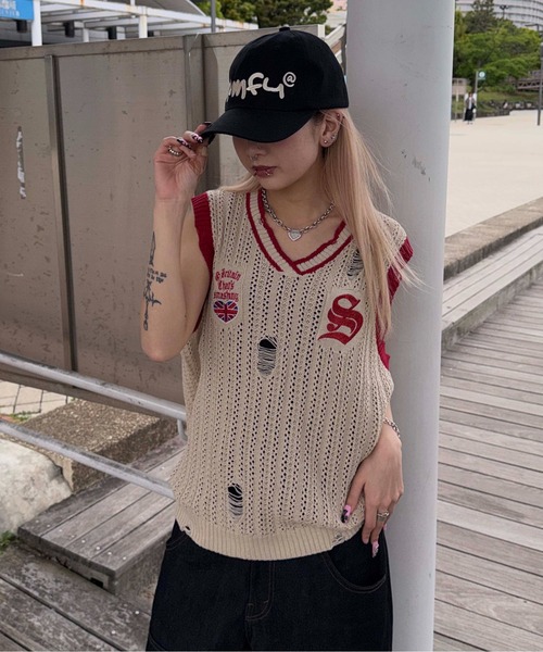 sedacle(セダクル)の「ユニオンダメージニットトップス(タンクトップ・メンズ・ブラック/ベージュ・MEDIUM/SMALL/LARGE)」の11枚目の写真