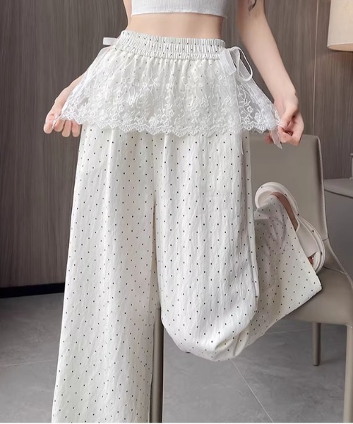 &soiree(アンドソワレ)の「ウエストレース付きドット柄さらさらワイドパンツ(その他パンツ・レディース・ブラック/サックスブルー/ホワイト・SMALL/MEDIUM/LARGE/X-LARGE)」の4枚目の写真