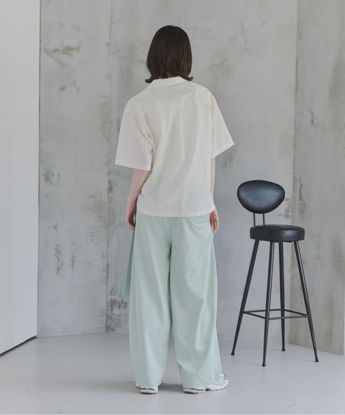 Confirm(コンファーム)の「Belted Slacks Wide Pants / ベルト付きワイドパンツ スラックス メンズ レディース ユニセックス(スラックス・メンズ・ミント/チャコールグレー/ブラック・S/L/M)」の22枚目の写真