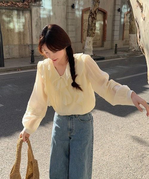 FAVORITO(ファヴォリート)の「フリルブラウス(シャツ/ブラウス・レディース・ブルー/ピンク/ライトイエロー・F)」の12枚目の写真