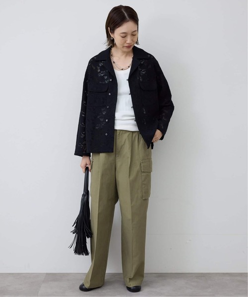 SLOBE IENA(スローブイエナ)の「《追加》バックサテンミリタリーパンツ(カーゴパンツ・レディース・カーキ・36/38)」の2枚目の写真