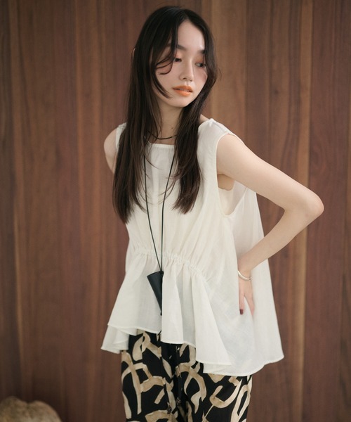 Front‑gather linen sleeveless top — льняной топ без рукавов с сборкой спереди