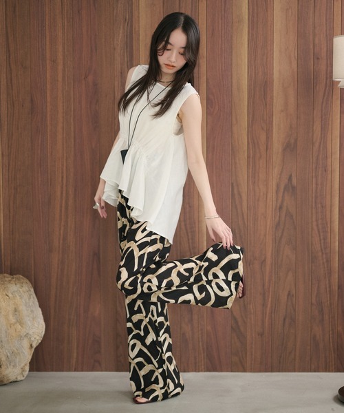 LAULEN(ローレン)の「front-gather linen sleeveless top /フロントギャザー リネンスリーブレスブラウス(シャツ/ブラウス・レディース・カーキ/ベージュ/ホワイト・FREE)」の9枚目の写真