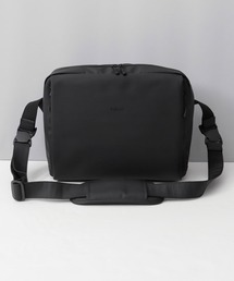 fulcro | 撥水・耐水 自立型 ターポリン 横型ショルダーバッグ A4・PET収納対応 suave L スアーベL(ショルダーバッグ)