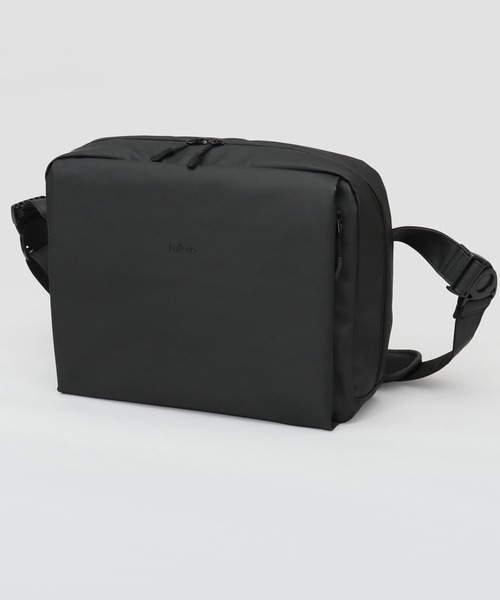 fulcro（フルクロ）の「撥水・耐水 自立型 ターポリン 横型ショルダーバッグ A4・PET収納対応 suave L スアーベL（ショルダーバッグ・メンズ・ブラック・FREE）」の20枚目の写真