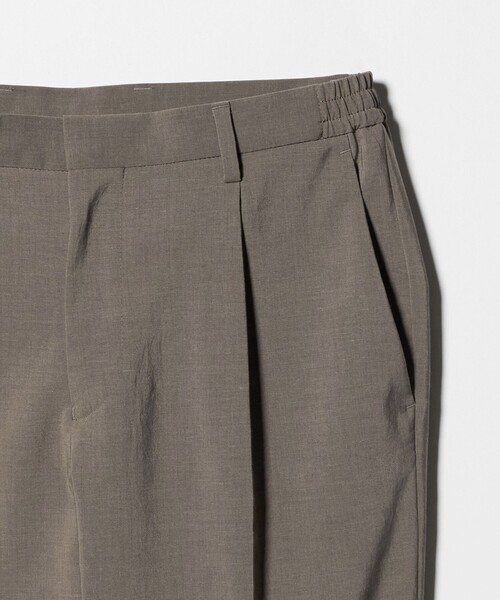 UNITED ARROWS(ユナイテッドアローズ)の「タフタ サイドシャーリング 1プリーツ パンツ UA COZY ウォッシャブル ヨコストレッチ(スラックス・メンズ・モカ/ダークグレー/ネイビー・XL/L/M/XXL/S)」の19枚目の写真