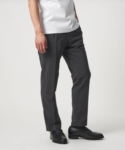 UNITED ARROWS(ユナイテッドアローズ)の「タフタ サイドシャーリング 1プリーツ パンツ UA COZY ウォッシャブル ヨコストレッチ(スラックス・メンズ・モカ/ダークグレー/ネイビー・XL/L/M/XXL/S)」の2枚目の写真